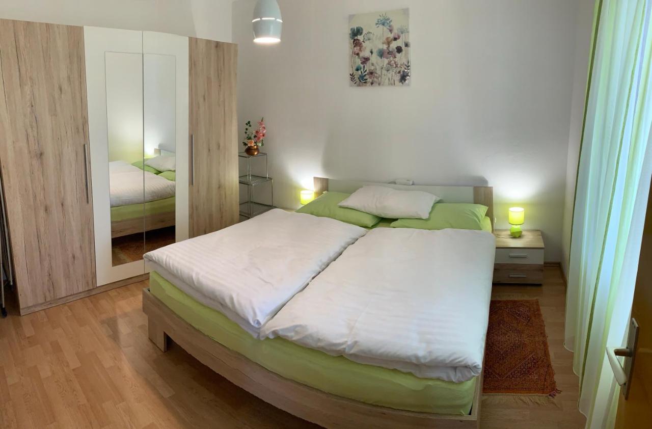 Apartment "Onkel" ชิเบนิก ภายนอก รูปภาพ