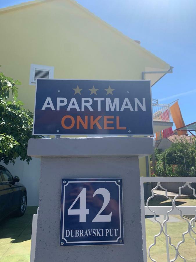 Apartment "Onkel" ชิเบนิก ภายนอก รูปภาพ